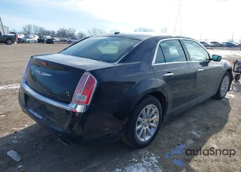 2013 Chrysler 300C from USA, damaged, VIN 2C3CCAETXDH665331